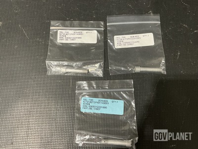 (3) Boeing 66-10907 Close Tolerance Screws