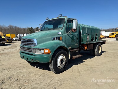 2001 Sterling M7500 4x2 شاحنة مياه