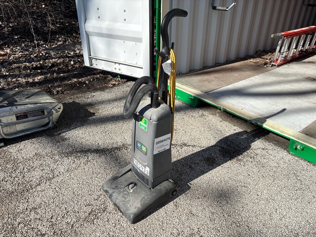 2016 Tennant V-HDU-14 Vacuum Cleaner