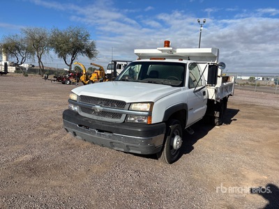 2004 Chevrolet Silverado 3500 4x2 Wywrotka