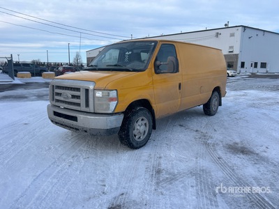 2013 Ford E-150 Econoline Cargo Van