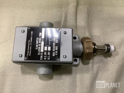 (6) Gems Sensors 169550 Flow Switches