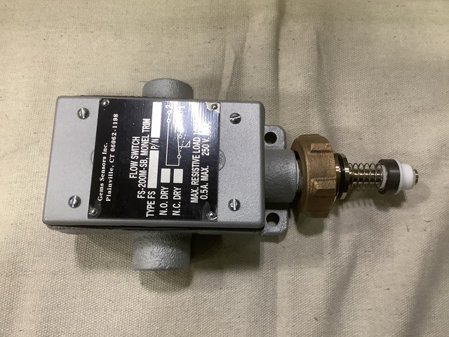 (6) Gems Sensors 169550 Flow Switches