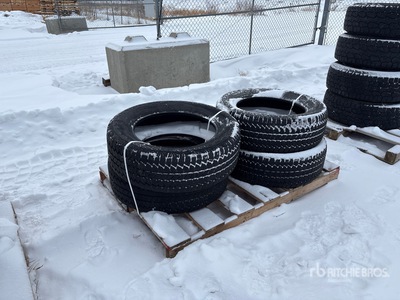 Quantity of (4) Bridgestone 275/60R20 Pneus