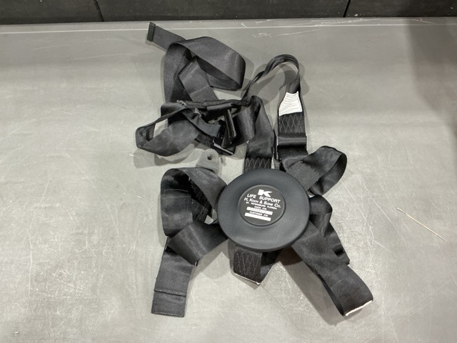 (5) H. Koch & Sons 930080-3 Aircraft Harnesses (5) H. Koch & Sons 930080-3 Aircraft Harnesses