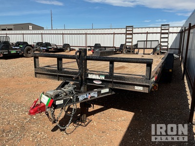 2017 Texas Bragg 20 ft T/A Remolque Portamaquinaria