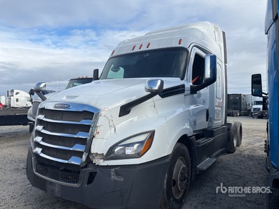 2020 Freightliner Cascadia 126 6x4 T/A Slaapcabine Trekker
