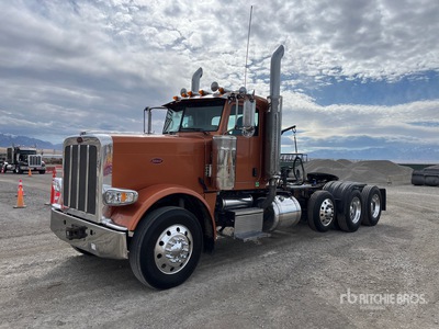 2009 Peterbilt 388 8x4 Ciągnik siodłowy z kabiną dzienną Tri/A