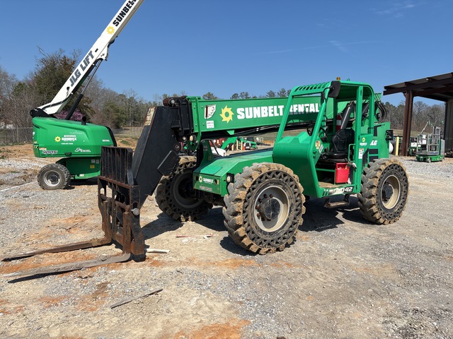 2016 SkyTrak 6042 Telehandler