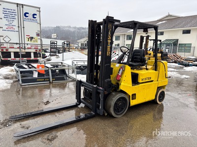 2014 Hyster S70XL 3650 lb Pneumatic Tire Montacargas