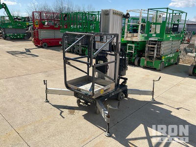 2015 JLG 30AM Elevador vertical (Inoperable)