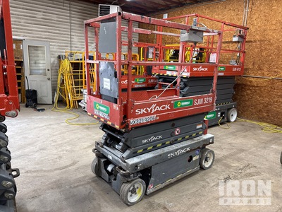 2015 Skyjack SJIII-3219 Electric Scissor Lift