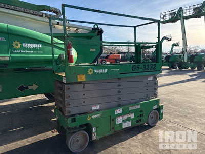 2017 Genie GS-3232 Electric Scissor Lift (Inoperable)