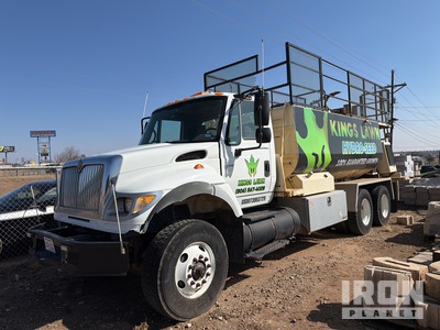 2004 International 7600 Hydroseeder Truck