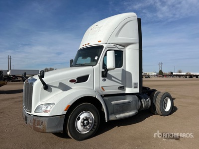 2017 Peterbilt 579 4x2 S/A Day Cab Truck Tractor