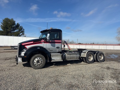 2020 Kenworth T880 6x4 T/A Day Cab Truck Tractor
