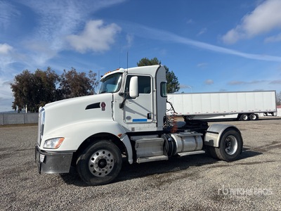 2013 Kenworth T660 4x2 تراكتور شاحنة (أحادي المحور)