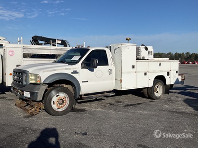 2007 Ford F-550 XL 4x4 Ciężarówka serwisowa (Inoperable)