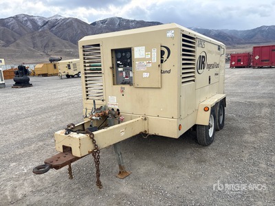 2010 Ingersoll Rand XP825 Mobile Luftkompressor