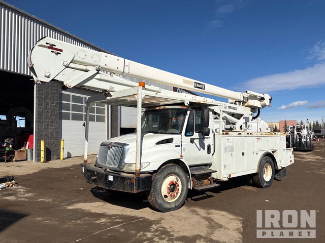 Bucket Trucks