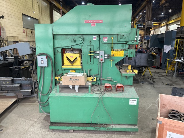 2013 Uni-Hydro 135-24 DO Iron Worker