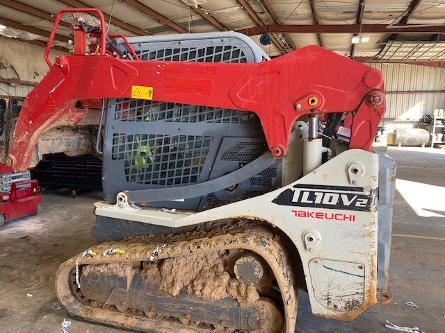 2021 Takeuchi TL10V2-CR Compact Track Loader