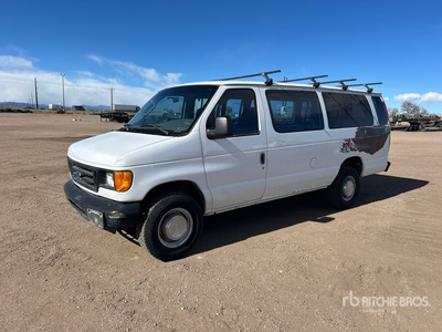 2005 Ford E-350 Passenger Van