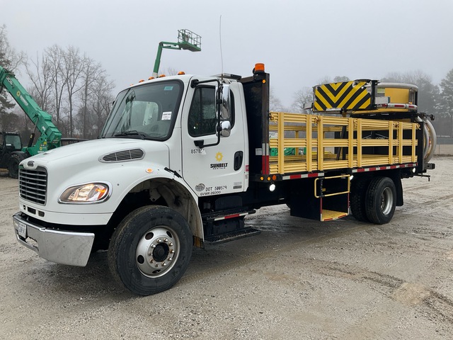 2010 Freightliner M2 106 4x2 Attenuator Truck