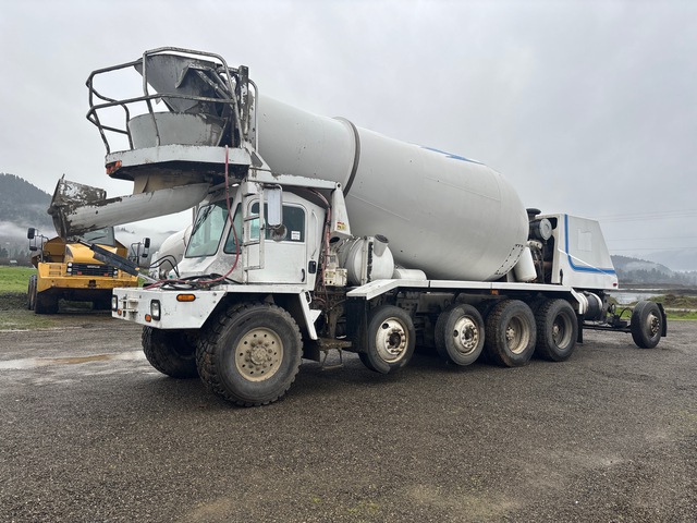 2003 (unverified) Oshkosh S-2146 12x6 Front Discharge Mixer Truck