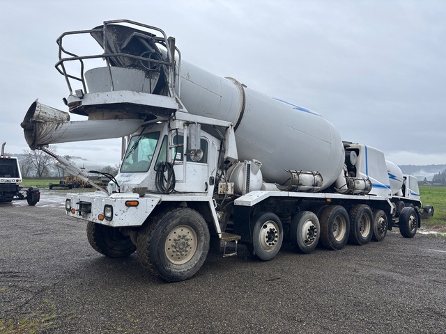 2006 Oshkosh S-2146 14x6 Front Discharge Mixer Truck