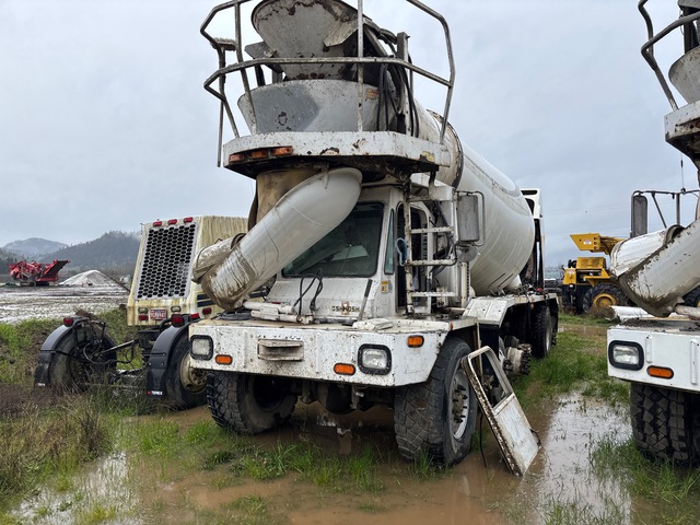 2007 Oshkosh S-2146 14x6 Front Discharge Mixer Truck (Inoperable)