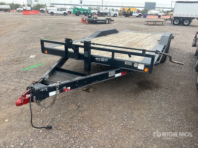 2015 PJ Trailers 20 ft T/A Equipment Trailer