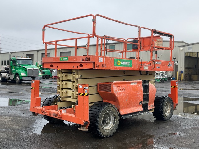 2015 JLG 4394RT Diesel 4x4 Scissor Lift