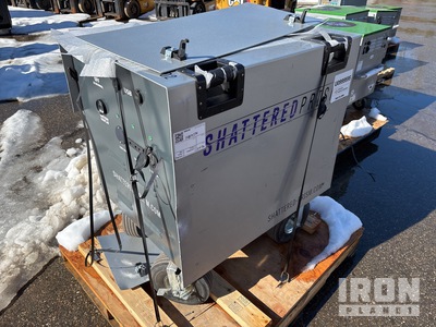 Shattered Prism Mobile 発電機セット (250-749 kw/310-950 kva)