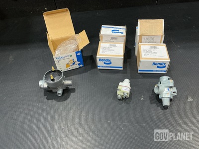 (30) Assorted Pressure Switches