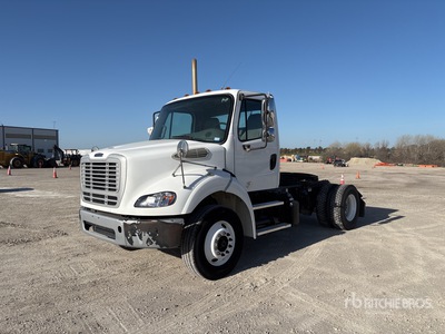 2015 Freightliner M2 112 4x2 S/A Day Cab Truck Tractor