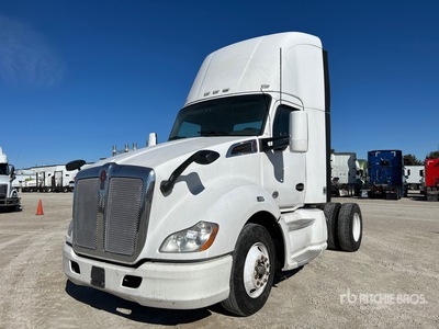 2015 Kenworth T680 4x2 S/A Day Cab Truck Tractor