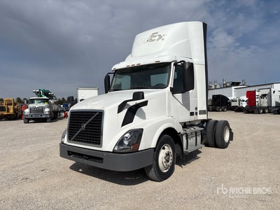 2016 Volvo VNL 4x2 Day Cab Truck Tractor