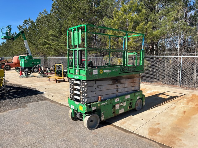 2016 Genie GS-3232 Electric Scissor Lift