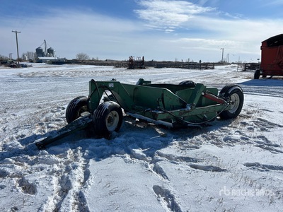 Crown 600 4 Tire Hydraulic Pull Scraper