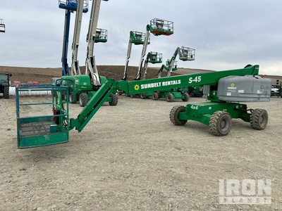 2016 Genie S45 4WD Diesel Telescopic Boom Lift