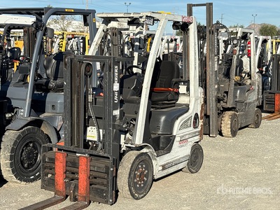 2014 Nissan CF40LP 4000 lb Pneumatic Tire Forklift
