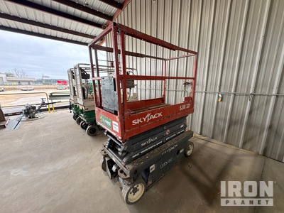 2017 Skyjack SJIII-3219 Electric Scissor Lift