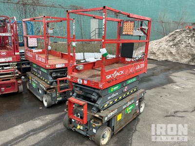 2016 Skyjack SJIII-3219 Electric Scissor Lift