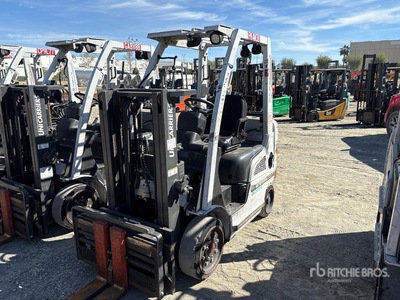 2015 Nissan CF40LP 4000 lb Pneumatic Tire Forklift