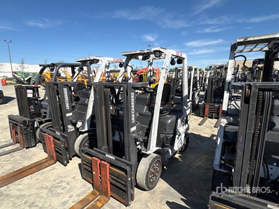 2015 Nissan CF40LP 4000 lb Pneumatic Tire Carretilla Elevadora