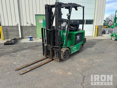 2015 Mitsubishi FBC25N2AC 4450 lb 4x2 Carretillas todoterreno