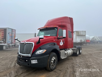 2018 International LT625 6x4 Cabeza Tractora Cabina Dormitorio