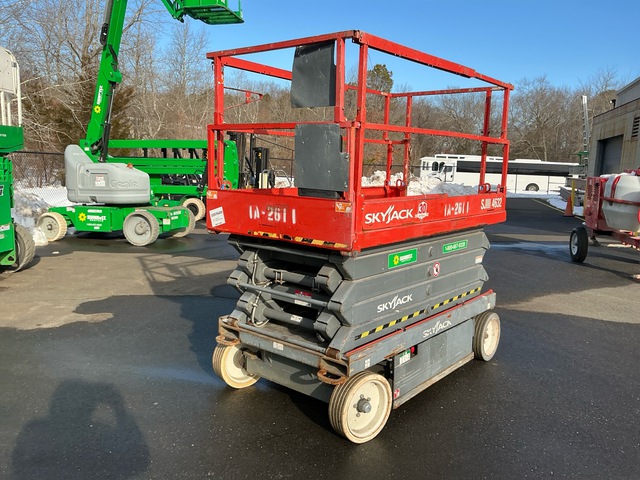 2015 Skyjack SJIII 4632 Electric Scissor Lift