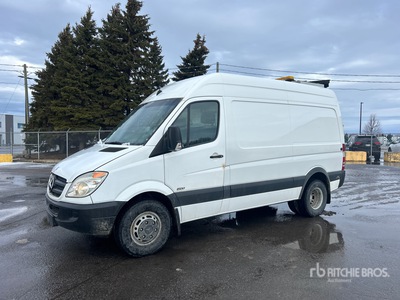 2011 Mercedes-Benz Sprinter 3500 4x2 Utility Truck